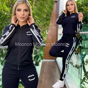 Designers New Autumn and Winter New Baseball Two-Piece Set Womens Forest Style Sexig ljus lyxig high-end mångsidig modemärke