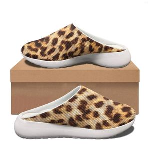 Sapatos casuais fofos leopard woman apartamentos lames metade para mulheres homens deslizam mocassins de praia de verão MULES