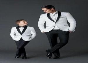 2020 New Arrival Groom Tuxedos Men039s Wedding Dress Prom Suits Father and Boy Tuxedos JacketpantsBow Custom Made7493688