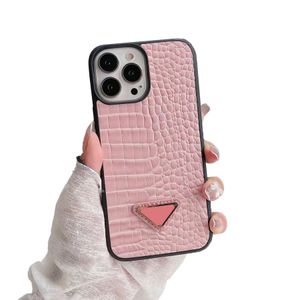 Snakeskin Textured Leather Full Wrap Luxury Phone Case For Iphone 13 12 14 11 Pro Max Xr X Xs Max 8 7 Plus Triangle Logo Cover