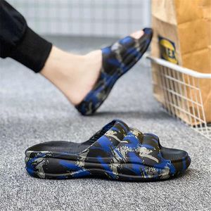 Tofflor stor storlek nonslip anpassade tofflor bekväma sandalskor som kör tränare för män sneakers sport loafers wide fit