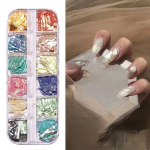 2024 12 colori Gioielli a guscio di nail art misti di guscio frammenti in scatola giapponese Red Stesso nail art Shell Stone set per gioielli con guscio di nail art