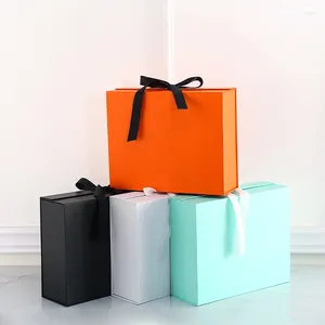 Present Wrap Foldbar Magnet Clamshell Box For Wedding Birthday Party Cosmetic Product Packaging Custom Logo Silk Ribbon Paper