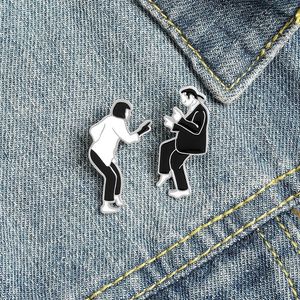 Cena de dança Pin Pin preto branco Uma e John Broches Badges de lapela Pins Gifts For Friends Jewelry Atacado