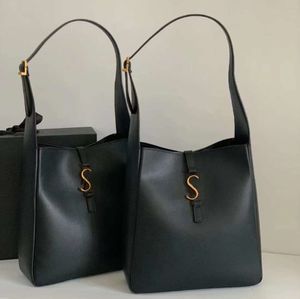 Kadınlar Orijinal Deri Duffle Bagaj Çantası LE5A7 Hobo Luxurys Designer Seyahat Plajı Çanta Çapraz Vücut Koltuk Çantaları Debriyaj Omuz Çantası Organizatör Erkek Depolama Tote