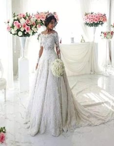 Vintage Full Lace Appliques Wedding Dresses Glamorous Beaded Off Shoulder Long Sleeves Lace Wedding Dress 2018 Elegant Bridal Wedd1972590