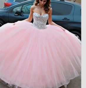 드레스 2015 Pink Quinceanera Dresses Ball Gowns Tulle Beading Sweet 16 데뷔 테 가운 15 년 파티 드레스 QS22