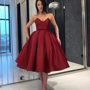 Sukienki 2019 eleganckie bordowe sukienki koktajlowe ukochane kolano długość linii formalne wieczorne okazje na imprezę balową sukienki na zamówienie