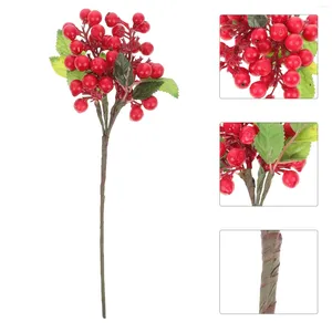 Dekorative Blumen 7 Heads Party Bouquet Künstliche Beeren Weihnachtskranz Haushaltsdekor Girlande