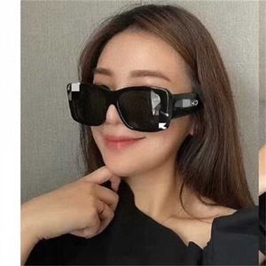2024 fashion OFF Luxury Designer New Men's and Women's Sunglasses Off 71474 printed ins square lens letter net red 71472