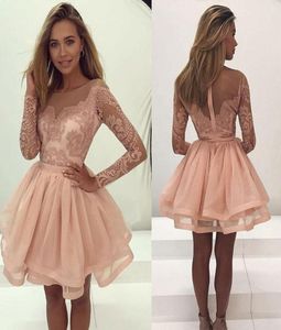 Langarm Cocktailkleider reine Nacken Illusion Mini Spitzenapplikation Kurzes Abschlussballkleid billige Abendkleid plus Größe formelles Kleid Par5025933