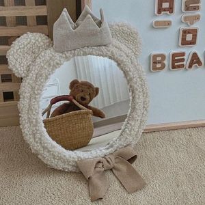 INS Nordic Cartoon Crown Bear Decorative Mirrors Bathroom Baby Room Acrylic Creative Home Art Wall Decor Pography Accessories 240320