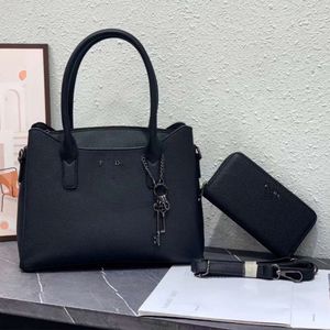 Borsa per sacchetti di lusso Tote Bag femminile Clemence Pelle Designer Borsa Designer Punta Punzione a spalla a colori solidi Borsa a traversa di alta qualità con portafoglio incluso