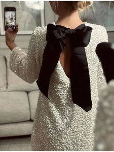 Shining Sequin Back Hollow Out Bowknot Mini Dres Long Sleeve Slim Short Dresses 2023 Female Holiday Evening Party Looks 240327