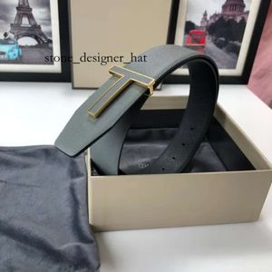 Tom Fords Belds Accessori di lusso di alta qualità Accessori Cinture Designer Tom Celts T Buckle Belt Women High 3A+ Men Genuine in pelle vera con scatola e risate 8683