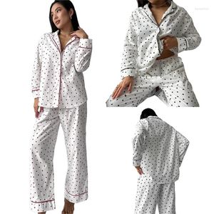 Abbigliamento da casa Womens Heart Stampa Pajamas Set di maniche lunghe con abbottonatura e pantalone 2 pezzi da sonno.
