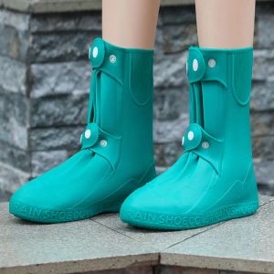 Stövlar tvättbara vattentäta sko täcker silikon överskor män kvinnor hög topp återanvändbar startskor med knappvattenskor skydd