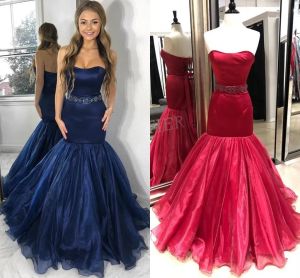 Klänningar sjöjungfru/trumpet prom klänningar 2k19 stropplös halsringning marinblå blå röd organza satin pageant klänning skräddarsydda riktiga bilder pärlor vara