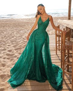 Klänningar Elegant Jade Green Mermaid Prom -klänningar med pärlorapparater ärmlös tyll satin aftonklänningar överskirt sexig spaghettirem