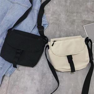 Axelväskor 1pc kvinnor vintage corduroy canvas väska enkel fashionabla ett spänne messenger solid färg smart flickor avslappnad