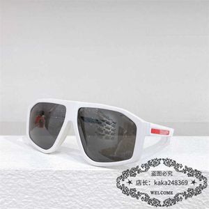 2024 Novo novo designer de luxo de luxo P Big Frame Riding Sunglasses Sun INS Red Ins Star Ski Goggles All-in-One Glasses SPR08Y Óculos de sol