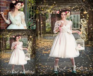 Vintage Tea Länge Brautkleider mit Ärmeln anmutiger Elfenbein Eine Linie Spitzenempfang Hochzeitskleid Brautpartykleider5031929