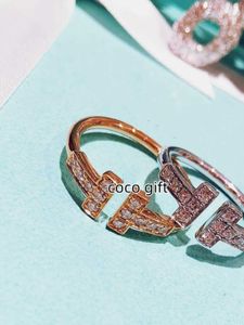 Charme de marca 925 prata esterlina com diamante t duplo t clássico anel aberto nicho feminino design 18k Rose Gold Moda