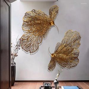 Figurine decorative Nordic Luxury Ferro battuto Feather Wall Painting Office Club Cafe Decoration Mural Decorazione Casa Specero Arte adesiva