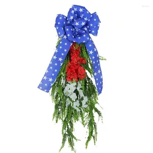 Flores decorativas grinaldas patrióticas para a porta da frente 4 de julho Decorações artificiais de flores com estrelas brancas e azuis vermelhas