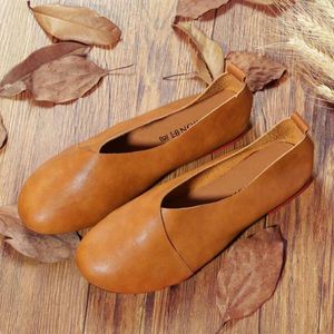 Casual Shoes Retro Flat Women Handseger läder loafers mjuk ensam komfort grunt kvinnlig höst 2024 plus storlek 43