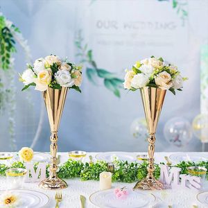 Wazony 1pc wazon stołowy wazon ślubny punkt dekoracyjny metalowy stojak sztuczny na rocznicowy urodziny część