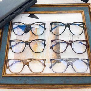 2024 Lüks Tasarımcı Off Moda Yeni Erkek ve Kadın Güneş Gözlüğü Aynı düz yüz düz lens İnci Bacak Gözlükleri Çerçevesi CH3441 ile donatılabilir