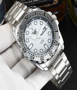 High Quality 2021 Fashion Sports Young Men SEI Brand luxury watches threepin quartz watch Steel Strap Display Dual calendar funct9643755