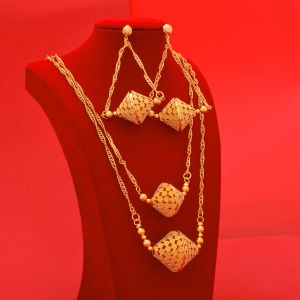 Halsketten 24K Gold plattiert Luxus Dubai Schmucksets für Frauen Hochzeit Geschenke Braut Halskette Ohrringe Schmuckset für Frauen