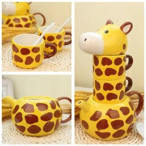 Creative foff girafa forma de bule de cerâmica com 2 xícaras de chá conjunto de chá kawaii desenho animado caneca infantil de presente de escritório