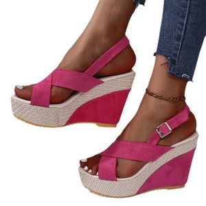 Designer tjockt Soled Sloping Heel Sandals Kvinnor Denim Tyg Cross Buckle Flat Bottom High Heels Roman Slipper Dress Shoes High Heel Beach Shoes