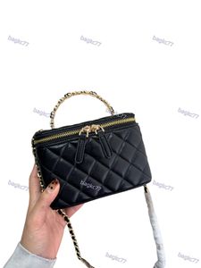 2024 NYA 7A CROSSBODY Bag axelväska Designer Luxury Mini Portable Box Cosmetic Mouth Rött kuvert fårskinn Black Ladies Fashion Purse