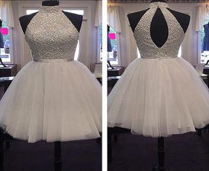 2019 White Sparkly Pärled Crystal Homecoming Dresses Halter Puffy Tulle för Junior Girls Party Dresses Graduation Dresses4658007