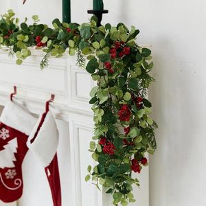 Flores decorativas Garland de Natal com pinho Berries Cippress Filmes para a alpendre da porta de grade doméstica Table manto de natal decoração de ano