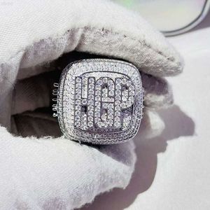 Till salu charmiga smycken 925 Silver Hip Hop Ring VVS D Color Moissanite Diamond Women Luxury Rings