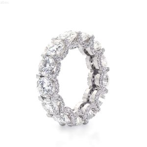 Urocze pierścienie hip -hopowe 5,5 mm 925 Silver Moissanite Pave Eternity Wedding Pierścienie
