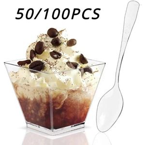 Engångskoppar sugrör 2oz fyrkantig dessert kopp transparent mousse med sked fest semester bröllop pudding gelé glass skål