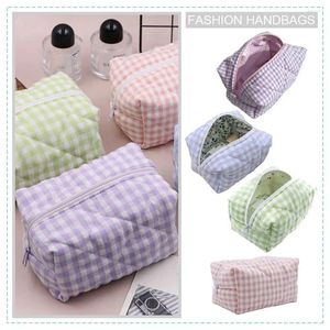 Cosmetic Bags Women Quilted Checkered Makeup Bag Make Up Brush Travel Toiletry Zipper Storage Pouch For Cosmetics Brushes Girl