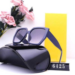 2024 Neue hohe Qualität 10% Rabatt auf Luxusdesigner Neue Männer- und Frauen -Sonnenbrille 20% Rabatt auf die Straßenverkehrsbrille in Übersee Street Street 6425