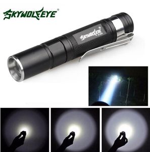 2018 New Self Defense Skywolfeye E522ミニペンライトXPE LED Flashlight Zoomable Waterproof AAAポータブルポケットペンフラッシュライトTOR9816925