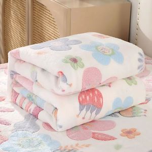 Comfortable Knee blanket Flannelette fluffy soft nap blankets and throws Single Double Size Bed Furry Plush thermal sheets 240328