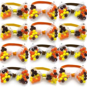 Hundkläder 50/100 st Fall Thanksgiving Pet Bow slips Söt hårboll stil orange bowtie grooming accessoarer för små hundar underlag