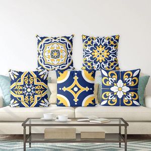 Pillow European Classical Geometry Cover Decorations For Home Ornament Happy Year Christmas Decor 2024