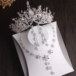 Barock silverfärg CRYSTAL Blad Brudsmycken Set Rhinestone Crown Tiaras Choker Halsband Örhängande afrikanska pärlor Set 240401