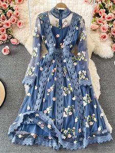 Casual Dresses Boho Autumn Spring Flowers Embroidery Dress Women Long Sleeve Lace Mesh Floral Blue Elegant Holiday Party Ladies Midi